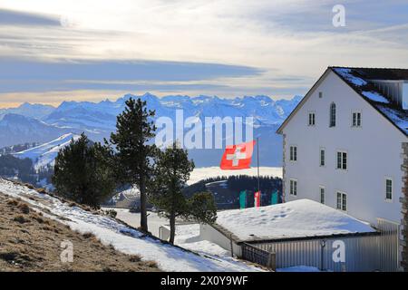 Vista delle Alpi svizzere dalla cima del Monte Rigi. Svizzera, Europa. Foto Stock
