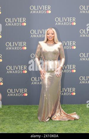 Londra, Regno Unito. 13 aprile 2024. Marisha Wallace partecipa agli Olivier Awards 2024 con Mastercard alla Royal Albert Hall di Londra. Crediti: John Davies/Alamy Live News crediti: John Davies/Alamy Live News Foto Stock