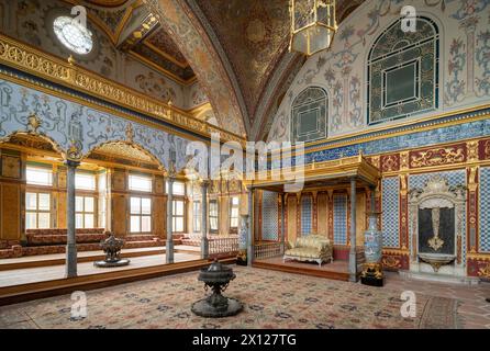 Istanbul, Topkapı Palast (Topkapı Sarayı), Darüssaade, der Verbotene Ort Harem, Kaisersaal Foto Stock