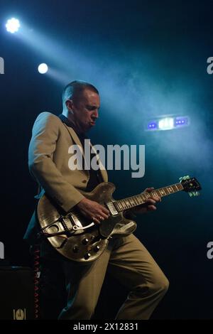 Roma, Italia. 11 aprile 2024. Il cantante e chitarrista britannico Miles Kane si esibisce dal vivo Credit: Independent Photo Agency/Alamy Live News Foto Stock