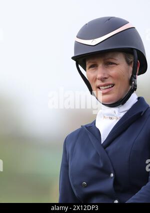 Burnham Market, Regno Unito. 12 aprile 2024. Zara Tindall partecipa oggi ai Barefoot Retreats Burnham Market International Horse Trials, guidando Class Affair nella disciplina dressage della tre giorni di Norfolk. Crediti: Paul Marriott/Alamy Live News Foto Stock