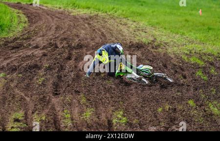 Azione dal Three Counties Spring Vintage Scramble a Hill End nel Worcestershire. Data foto: Domenica 14 aprile 2024. Foto Stock