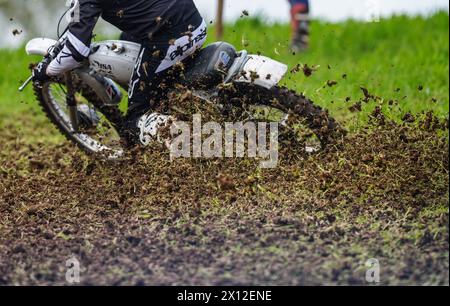 Azione dal Three Counties Spring Vintage Scramble a Hill End nel Worcestershire. Data foto: Domenica 14 aprile 2024. Foto Stock