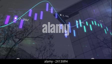 Immagine del cerchio di elaborazione sull'uomo birazziale che usa lo smartphone Foto Stock