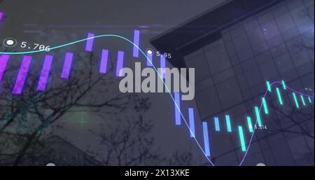 Immagine del cerchio di elaborazione sull'uomo birazziale che usa lo smartphone Foto Stock