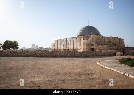 L'Umayyad Palace è un grande complesso sontuoso nella città di Amman. Scenario architettonico in Medio Oriente. Foto Stock