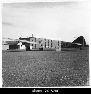 L'OPERAZIONE TORCIA, NOVEMBRE 1942 - Un aereo di linea francese Dewoitine D.338 (F-ARIG) catturato in servizio della Luftwaffe sull'aeroporto di Algeri, 9 novembre 1942 Aeronautica militare tedesca Foto Stock