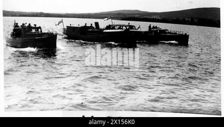 PATTUGLIAMENTI DI BARCHE A MOTORE PER I LAGHI SCOZZESI - alcune delle barche a motore in pattuglia, British Army Foto Stock