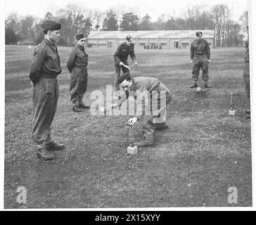 PRESSO Un CENTRO DI FORMAZIONE PRIMARIA, IRLANDA DEL NORD - "test di agilità", British Army Foto Stock