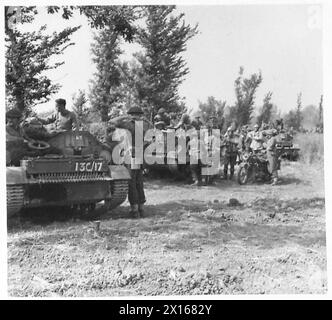 ITALIA: ASSALTO ALLA LINEA DI GUSTAV - gli ultimi minuti prima di muoversi, e gli aggiustamenti finali sono fatti British Army Foto Stock