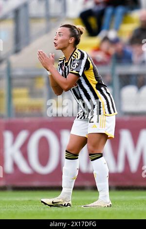 Roma, Italia. 15 aprile 2024. Arianna Caruso della Juventus FC sguarda sborrata durante il match di serie A femminile tra Roma e Juventus FC allo Stadio tre Fontane il 15 aprile 2024 a Roma, Italia crediti: Giuseppe Maffia/Alamy Live News Foto Stock