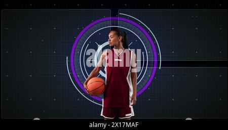 Immagine della scansione dell'oscilloscopio e dell'elaborazione dei dati su una giocatrice birazziale di basket Foto Stock