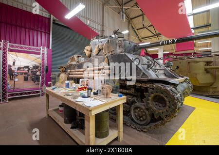 Bovington.Dorset.Regno Unito.25 febbraio 2024.il carro armato Sherman M4A2 del film (Fury) è in mostra al Tank Museum di Dorset Foto Stock