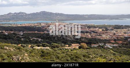 Ponte per l'isola di Caprera, di fronte all'isola di la Maddalena, Maddalena, Parco Nazionale dell'Arcipelago di la Maddalena, Gallura Foto Stock