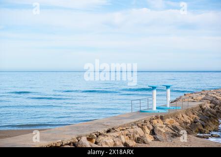 Docce sulla spiaggia di Sitges, Spagna Foto Stock