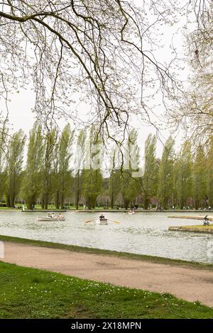 Splendida scena nella tenuta dipartimentale di Sceaux, Parc de Sceaux, Francia Foto Stock