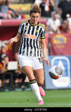 Roma, Lazio. 15 aprile 2024. Cristiana Girelli della Juventus durante il campionato di serie A femminile 2023-2024 partita tra Roma Women e Juventus femminile allo stadio tre Fontane di Roma, in Italia, 15 aprile 2024. Credito AllShotLive: SIPA USA/Alamy Live News Foto Stock