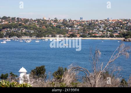 Le spiagge di Balmoral e Edwards sul porto di Sydney sono viste da Middle Head, Sydney, NSW, Australia Foto Stock