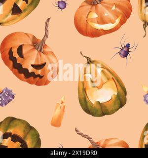 Motivo Halloween senza cuciture. zucche arancioni brillanti con visi intagliati, con candele arancioni e viola e ragni velenosi. Elementi classici per le vacanze Foto Stock
