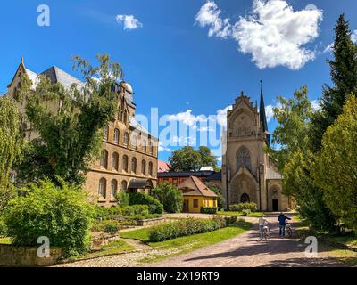 Kloster Schulpforta erhält Europäisches Kulturerbesiegel 16.04.2024 die Europäische Union zeichnet das transnationale Projekt Cisterscapes Connecting Europe mit dem Europäischen Kulturerbe-Siegel aus. DAS Projekt vereint insgesamt 17 zisterziensischen Klosterlandschaften aus sechs europäischen Ländern, darunter das Kloster Schulpforta foto bei Naumburg a Sachsen-Anhalt. Schulpforta ist damit die erste Stätte in diedem Bundesland, an die das Europäische Kulturerbesiegel verliehen wird. Die offizielle Verleihung des Europäischen Kulturerbe-Siegels findet AM 17. Aprile ad Anversa statt. Naumbur Foto Stock