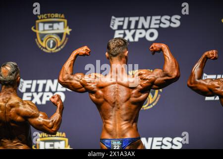 Melbourne, Victoria, Australia. 13 aprile 2024. Il bodybuilder naturale australiano Jozef Dziobek è visto in azione sul palco dei Campionati Australasiatici ICN 2024, che si sono tenuti al Melbourne Convention and Exhibition Centre come parte dell'Australian fitness Expo 2024, a Melbourne in Australia. ICN - ''competo Natural'' è un campionato per i bodybuilder competitivi che sono liberi dall'uso di sostanze vietate dalla World Anti-doping Agency. (Credit Image: © Alexander Bogatyrev/SOPA Images via ZUMA Press Wire) SOLO PER USO EDITORIALE! Non per USO commerciale! Foto Stock