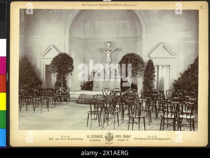 Vienna 11, cimitero centrale, cappella protestante all'ingresso di terze parti. Vista interna del giorno di apertura, 14.04.1904 - 19040414 PD0001 - Rechteinfo: Rights Managed (RM) Foto Stock