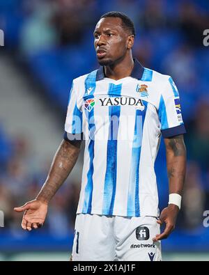 Sheraldo Becker del Real Sociedad guarda durante la partita LaLiga EA Sports tra Real Sociedad e UD Almeria al reale Arnea Stadium il 14 aprile 2 Foto Stock