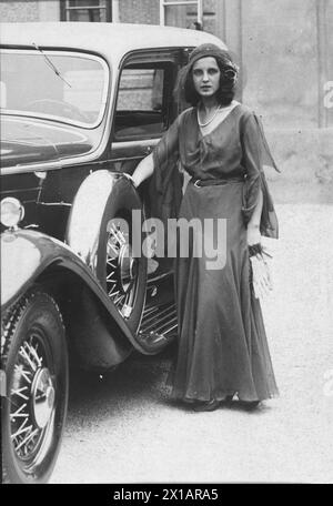 Concours d'Elegance, Liesl Goldarbeiter, 'Miss Austria' e 'Miss Universo'., 1931 - 19310101 PD4720 - Rechteinfo: Rights Managed (RM) Foto Stock