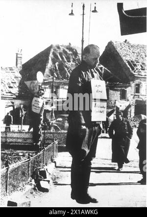 Membro della resistenza, esecuzione AM Spitz in Floridsdorf (Biedermann, Huth e Raschke), 1945 - 19450101 PD8513 - Rechteinfo: Diritti gestiti (RM) Foto Stock