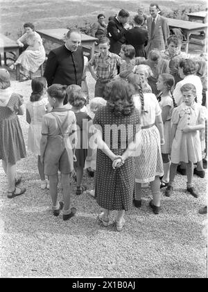 Caritas-Camp, Berlin Children on Summer camp a Vienna, 1953 - 19530101 PD1962 - Rechteinfo: Rights Managed (RM) Foto Stock