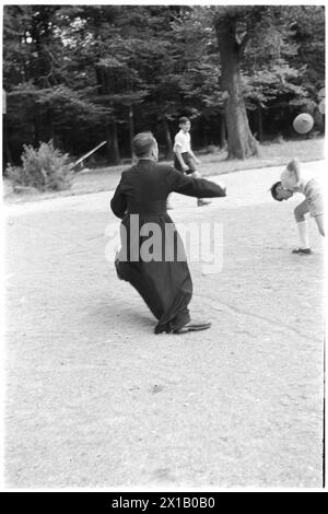 Caritas-Camp, Berlin Children on Summer camp a Vienna, 1953 - 19530101 PD1968 - Rechteinfo: Rights Managed (RM) Foto Stock