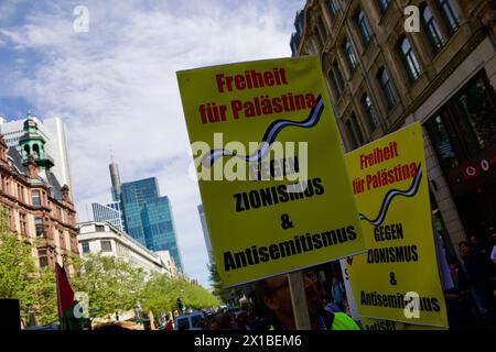 Francoforte, Germania, 6 aprile 2024. Dimostrazione di “fermare la guerra” a sostegno di Gaza. Foto Stock