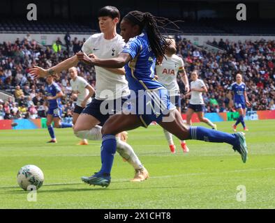 LONDRA, INGHILTERRA - Deanne Rose di Leicester City donne in azione durante la semifinale di Adobe Women's fa Cup tra il Tottenham Hotspur Wo Foto Stock