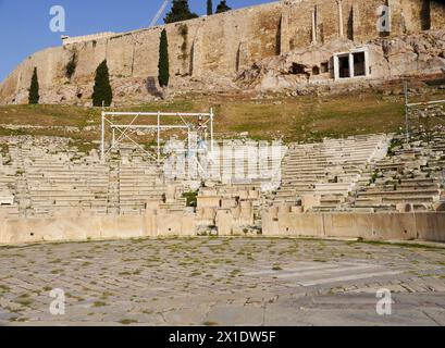 Teatro di Dioniso, il teatro più antico del mondo. Sul versante sud dell'Acropoli di Atene, Grecia Foto Stock