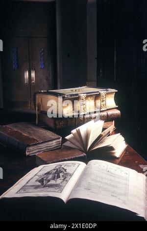 Libri rari nella biblioteca della Folger Shakespeare Library di Washington, DC foto di Dennis Brack bb90 Foto Stock