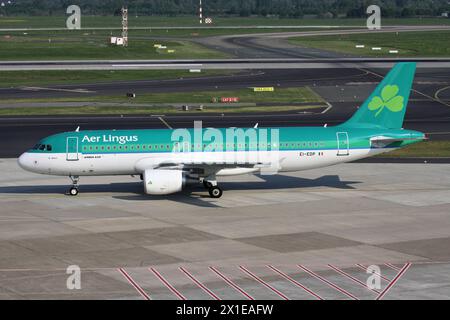 Irish Aer Lingus Airbus A320-200 con registrazione EI-EDP presso l'aeroporto di Dusseldorf Foto Stock