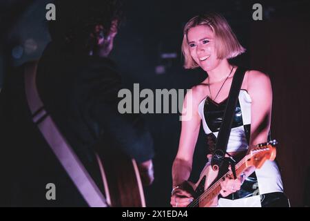 Copenaghen, Danimarca. 9 aprile 2024. La cantante pop norvegese Dagny esegue un concerto dal vivo al VEGA di Copenaghen. (Foto: Gonzales Photo - Peter Troest). Foto Stock