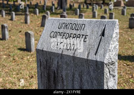 Sezione confederata sconosciuta al cimitero di Stone Mountain a Stone Mountain, Georgia, appena a est di Atlanta. (USA) Foto Stock