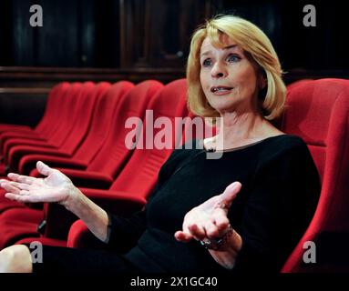 L’attrice austriaca Senta Berger in un’intervista rilasciata all’agenzia di stampa austriaca APA il 5 maggio 2011. Celebra il suo 70° compleanno il 13 maggio 2011. - 20110505 PD3583 - Rechteinfo: Diritti gestiti (RM) Foto Stock