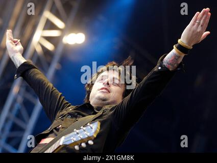 Billie Joe Armstrong, cantante solista della band statunitense Green Day, si esibisce durante un concerto al Krieau di Vienna, Austria, il 29 maggio 2013. - 20130529 PD3262 - Rechteinfo: Diritti gestiti (RM) Foto Stock