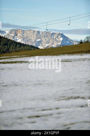 Il clima mite causa la mancanza di neve nelle aree sciistiche in Austria, gennaio 2014. - 20140108 PD1102 - Rechteinfo: Diritti gestiti (RM) Foto Stock