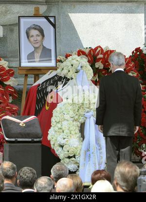 La cerimonia ufficiale di lutto per il presidente del Consiglio nazionale austriaco Barbara Prammer si è svolta presso il Parlamento austriaco a Vienna, in Austria, il 9 agosto 2014. Prammer morì all'età di 60 anni il 2 agosto 2014, dopo aver sofferto di cancro. - 20140809 PD0232 - Rechteinfo: Diritti gestiti (RM) Foto Stock