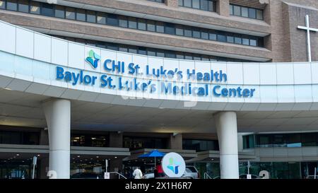 Houston, Texas, USA - 15 aprile 2024: CHI St. Luke's Health - Baylor St. Luke's Medical Center a Houston, Texas, USA. Foto Stock