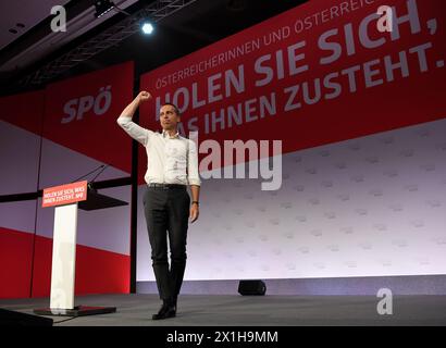 AUSTRIA; VIENNA; 20170803; cancelliere federale austriaco Christian Kern durante la riunione del partito federale del Partito socialdemocratico austriaco (SPOe) a Vienna, 3 agosto 2017. - 20170803 PD2876 - Rechteinfo: Diritti gestiti (RM) Foto Stock