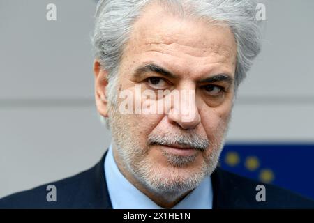 Christos Stylianides, Commissario europeo per gli aiuti umanitari e la gestione delle crisi, durante una riunione stampa su "rescEU - difesa civile in Europa e nel mondo” a Vienna. Vienna, Austria. 25 febbraio 2019. - 20190225 PD3392 - Rechteinfo: Diritti gestiti (RM) Foto Stock