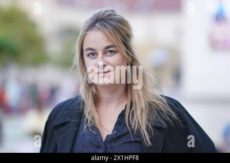 La scrittrice austriaca Teresa Präauer durante il festival letterario "o-Töne 2022" al Museumsquartier, Vienna, Austria, l'11 agosto 2022. - 20220811 PD7098 - Rechteinfo: Rights Managed (RM) Foto Stock