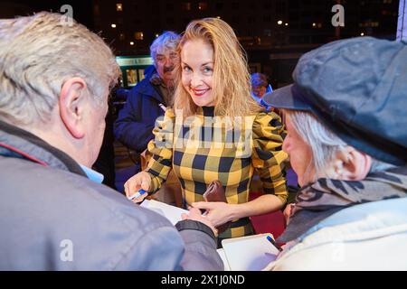 Nestroy 2018 - il teatro austriaco premierà il gala al Theater an der Wien di Vienna, Austria, il 17 novembre 2018. IMMAGINE: Valery TSCHEPLANOWA - 20181117 PD7398 - Rechteinfo: Rights Managed (RM) Foto Stock