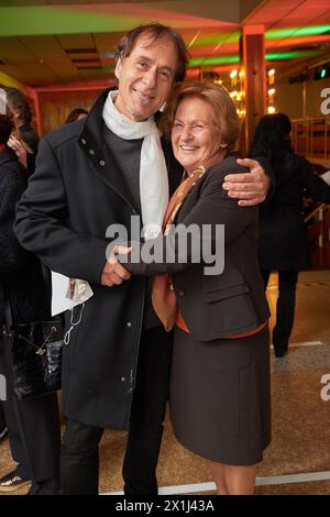 Viennale 2020 - International Film Festival Vienna - prima del film 'Epicentro' al Gartenbau Kino di Vienna, Austria, il 25 ottobre 2020. FOTO: Hubert SAUPER e sua madre Maria HAUSER - SAUPER - 20201025 PD15576 - Rechteinfo: Rights Managed (RM) Foto Stock