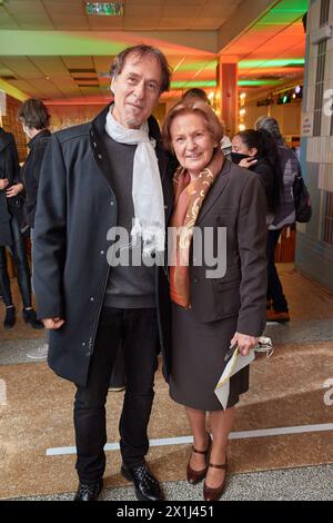 Viennale 2020 - International Film Festival Vienna - prima del film 'Epicentro' al Gartenbau Kino di Vienna, Austria, il 25 ottobre 2020. FOTO: Hubert SAUPER e sua madre Maria HAUSER - SAUPER - 20201025 PD15570 - Rechteinfo: Rights Managed (RM) Foto Stock