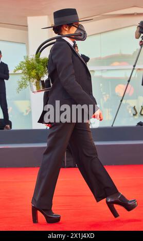 Copyright: Starpix/Alexander TUMA, 01.09.2021 Venezia, Italia, Barbara Paz a sul tappeto rosso del film "Madres Paralelas" e cerimonia di apertura durante la 78a Mostra Internazionale d'Arte cinematografica di Venezia il 1° settembre 2021 a Venezia, Italia. - 20210901 PD14447 - Rechteinfo: Diritti gestiti (RM) Foto Stock